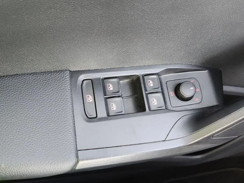 SEAT Arona Style XM 1.0 TSI - foto 30