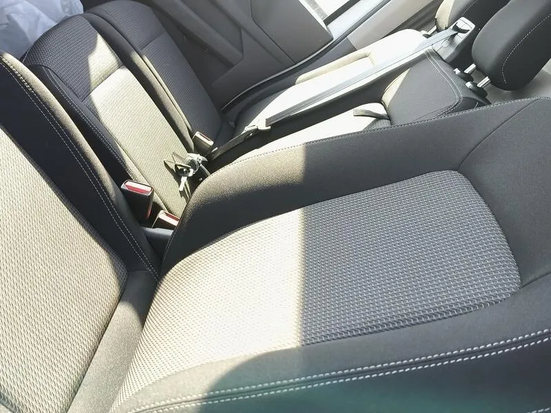 Volkswagen Transporter 2.0 TDI - foto 31