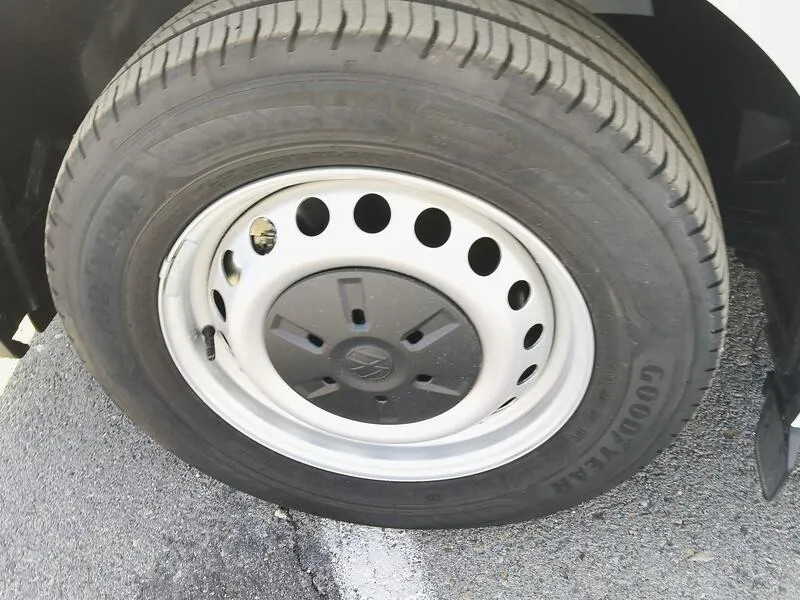 Volkswagen Transporter 2.0 TDI - foto 32