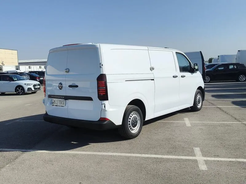 Volkswagen Transporter 2.0 TDI - foto 6