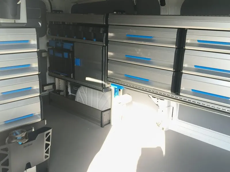 Volkswagen Transporter 2.0 TDI - foto 42