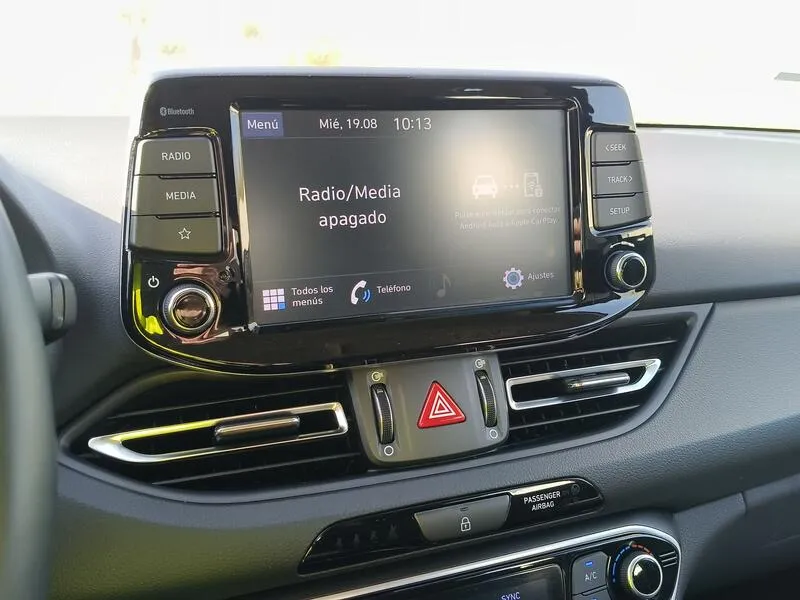 Hyundai i30 1.5 DPI Klass SLX - foto 11