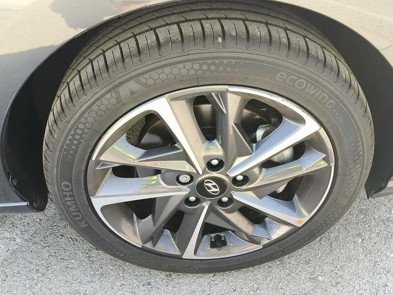 Hyundai i30 1.5 DPI Klass SLX - foto 40