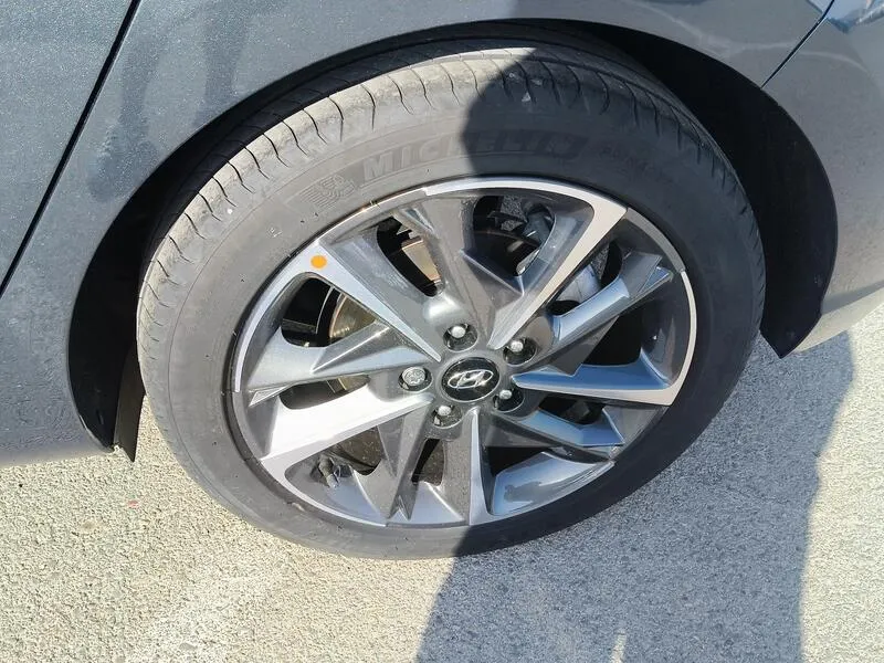 Hyundai i30 1.5 DPI Klass SLX - foto 45
