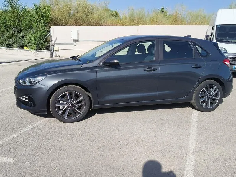 Hyundai i30 1.5 DPI Klass SLX - foto 3