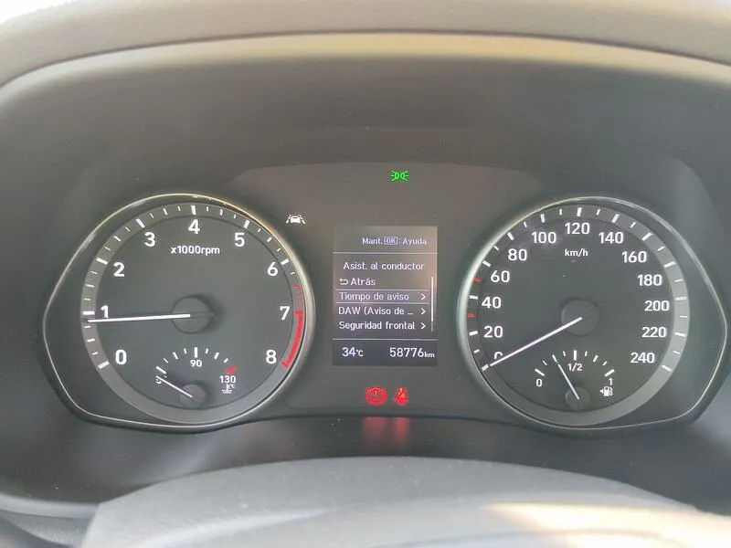 Hyundai i30 1.5 DPI Klass SLX - foto 18