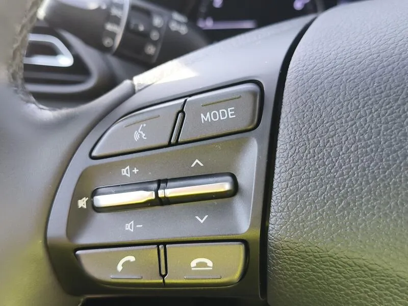 Hyundai i30 1.5 DPI Klass SLX - foto 25