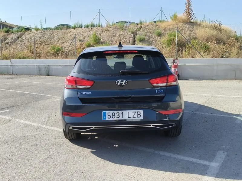 Hyundai i30 1.5 DPI Klass SLX - foto 5