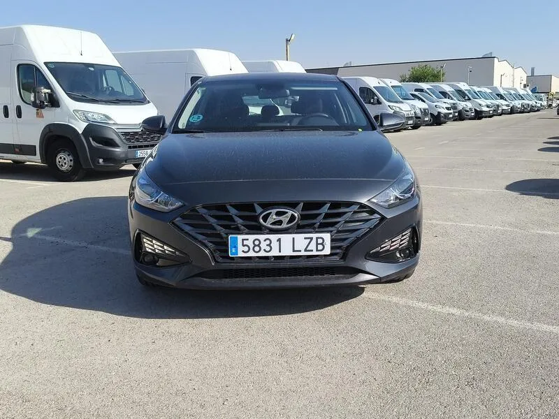 Hyundai i30 1.5 DPI Klass SLX - foto 9