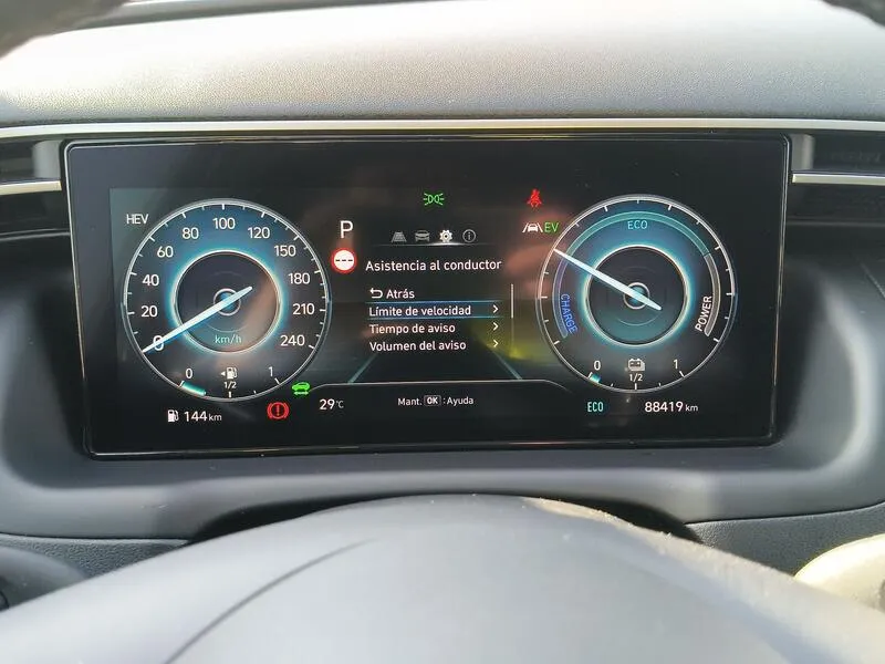 Hyundai Tucson 1.6 T-GDi PHEV Maxx 4x4 - foto 16