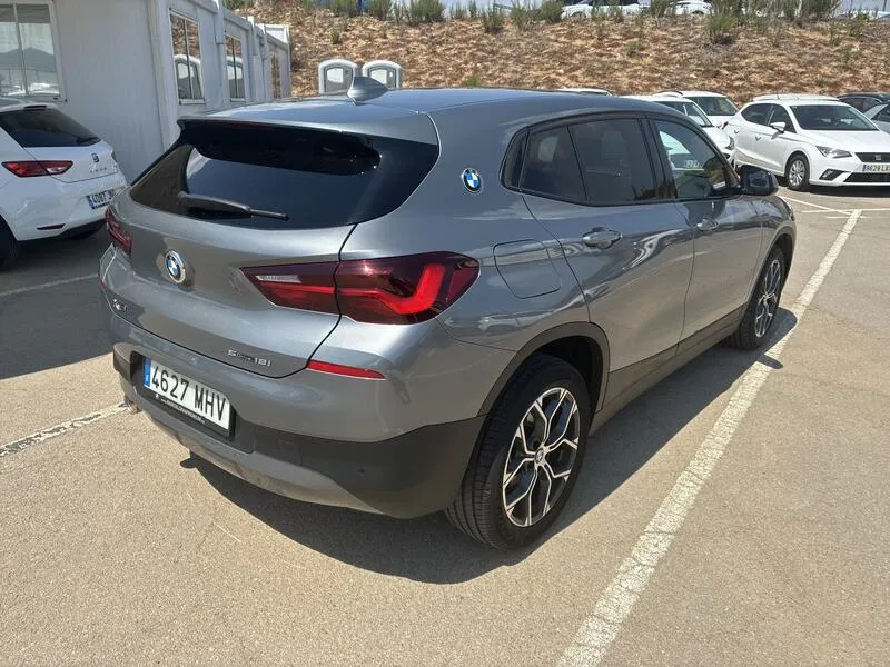 BMW X2 sDrive18i - foto 6