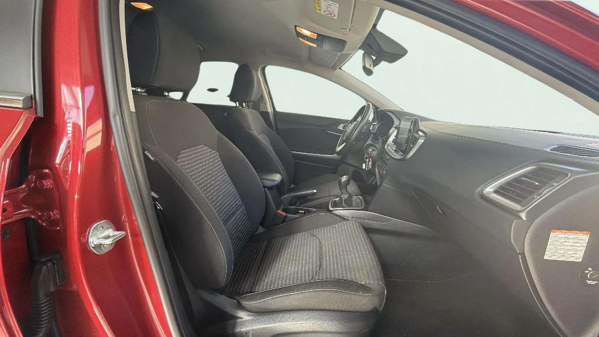 Kia Ceed 1.6 MHEV iMT Drive - foto 19