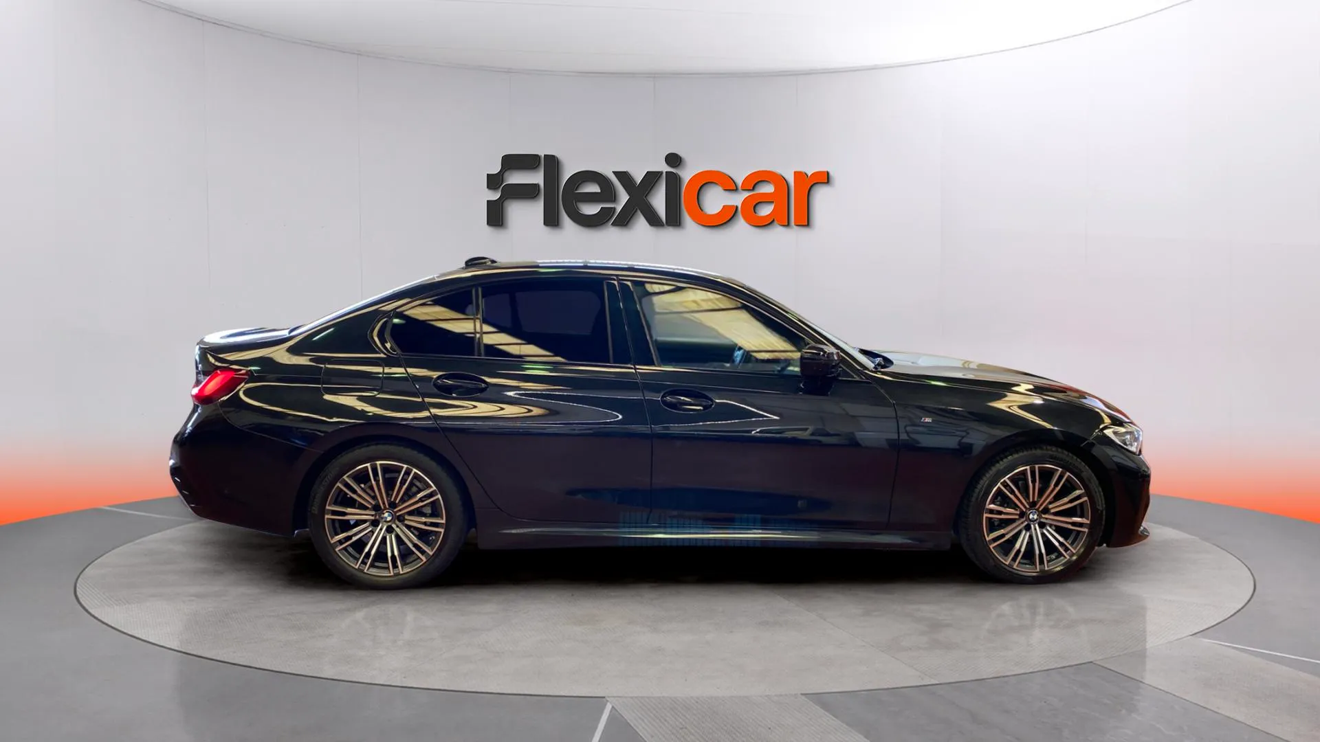 BMW Serie 3 318d - foto 8