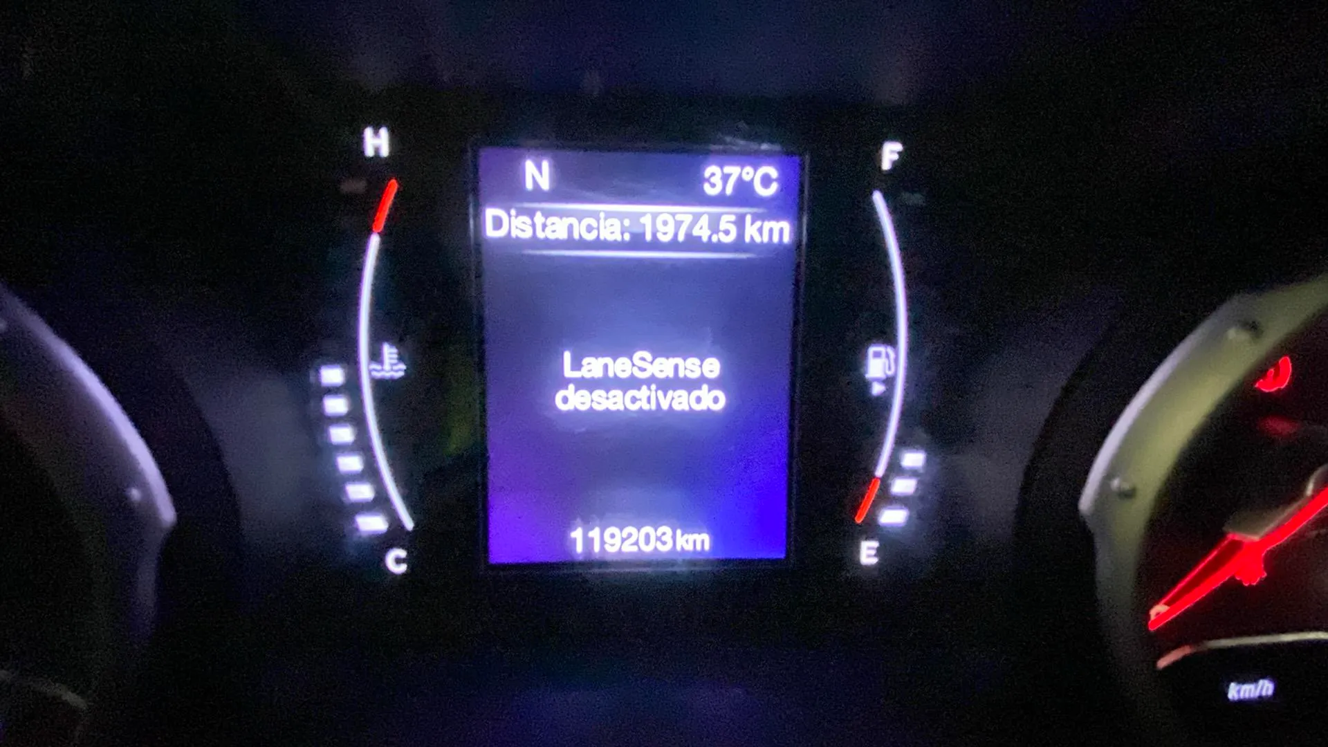 Jeep Compass 1.4 Mair Limited 4x2 - foto 16