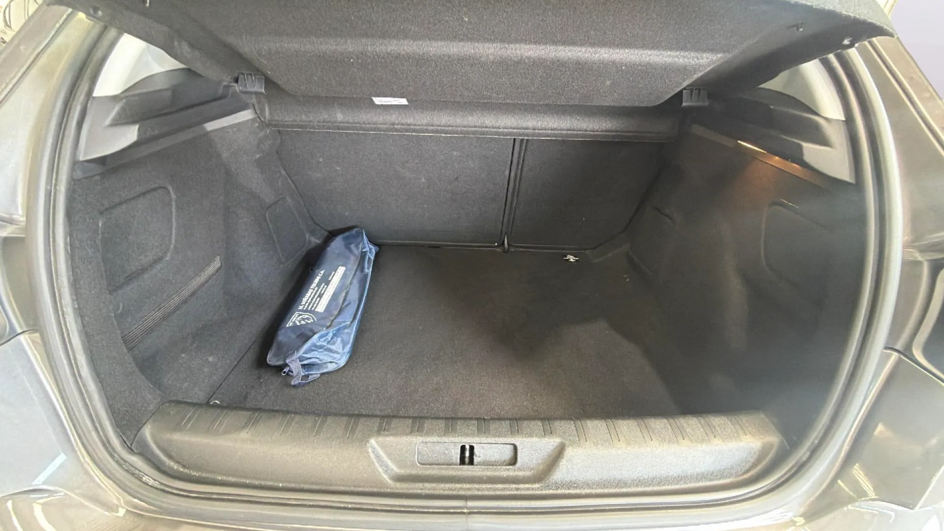 Peugeot 308 Allure Pack BlueHDi 130 - foto 19