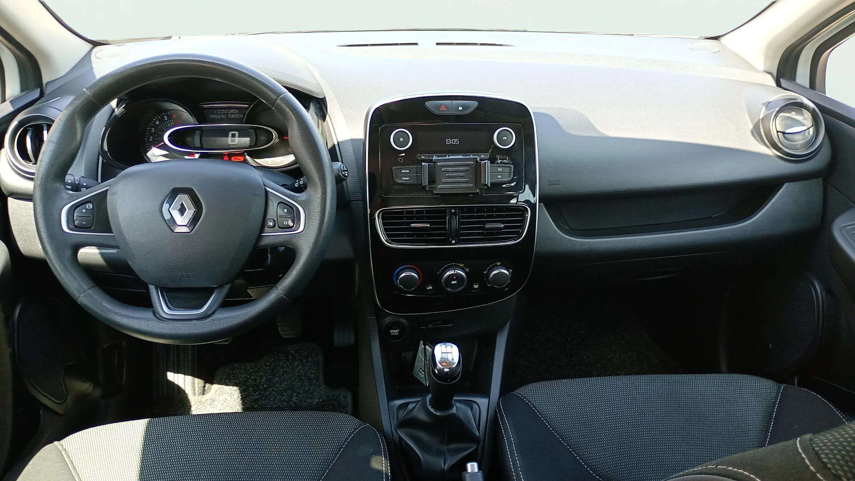 Renault Clio Life 1.2 16v - foto 9