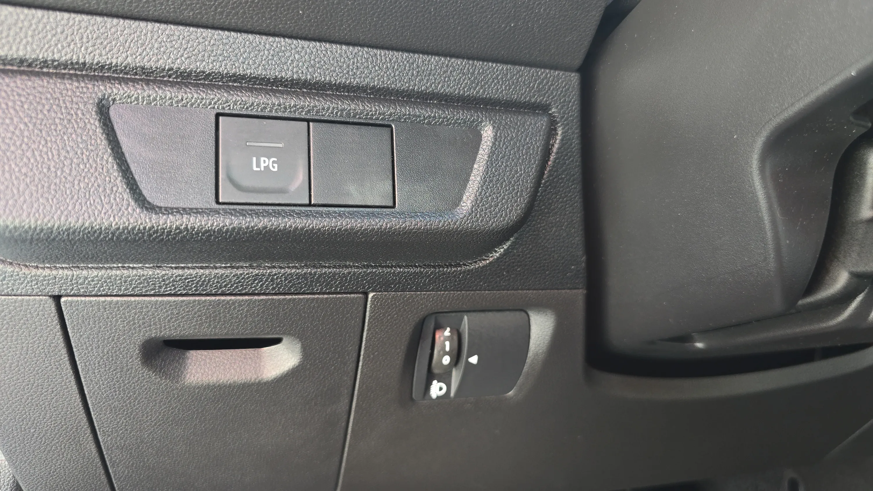 Dacia Sandero Stepway Essential ECO-G - foto 18