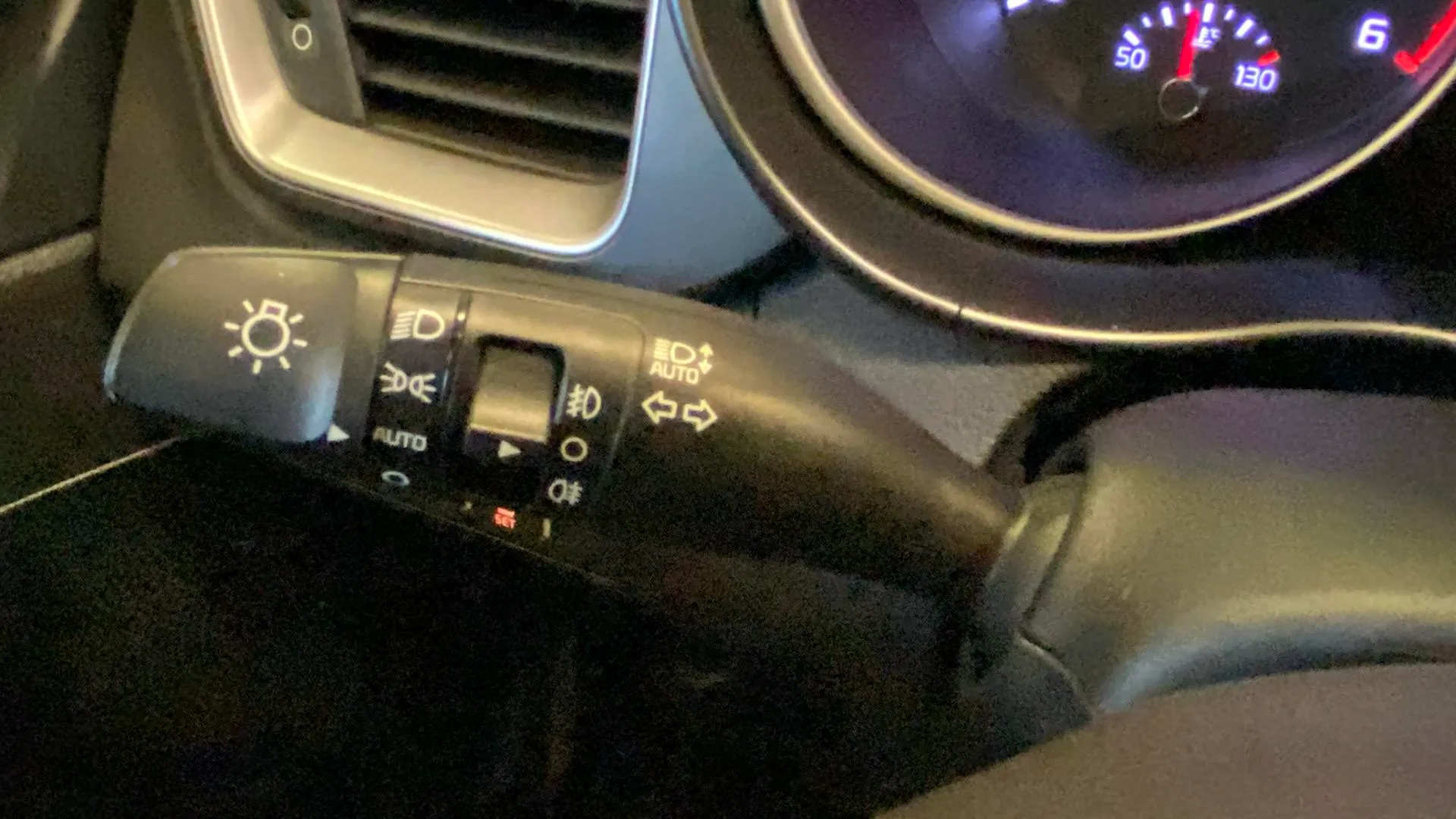 Kia XCeed 1.6 MHEV iMT Drive - foto 20