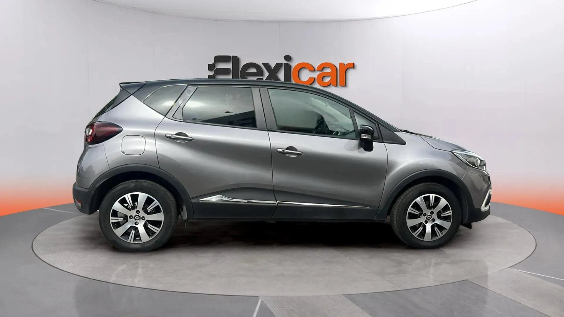 Renault Captur Limited dCi - foto 8