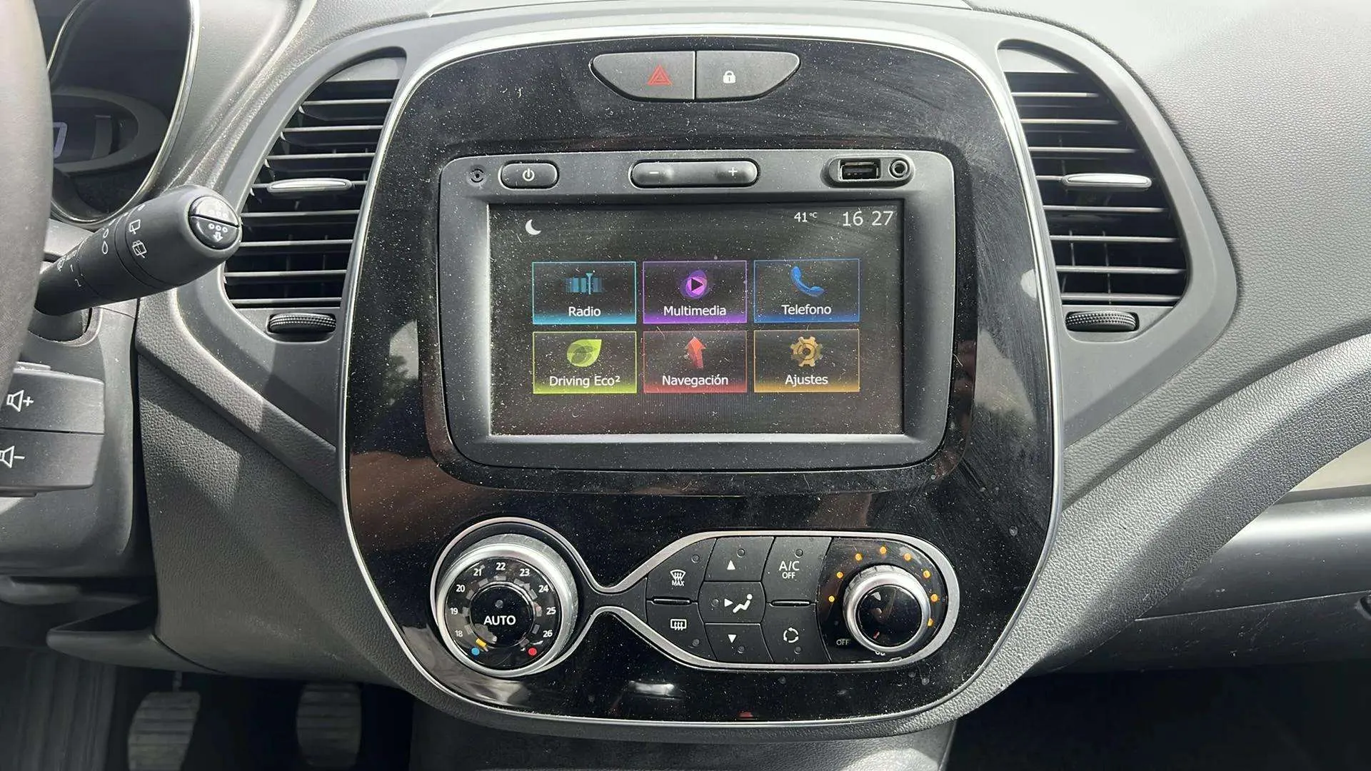 Renault Captur Limited dCi - foto 16