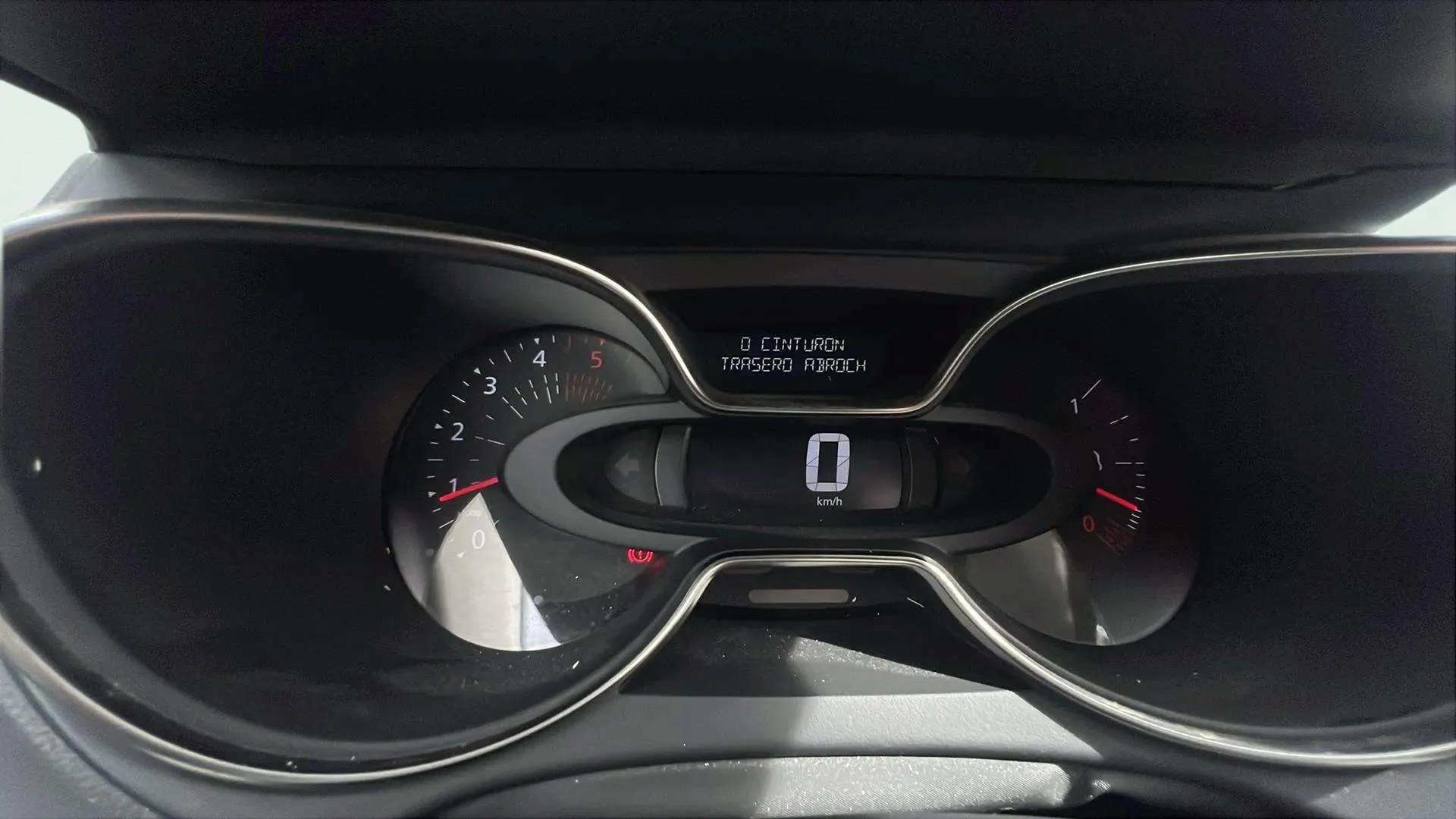 Renault Captur Limited dCi - foto 12