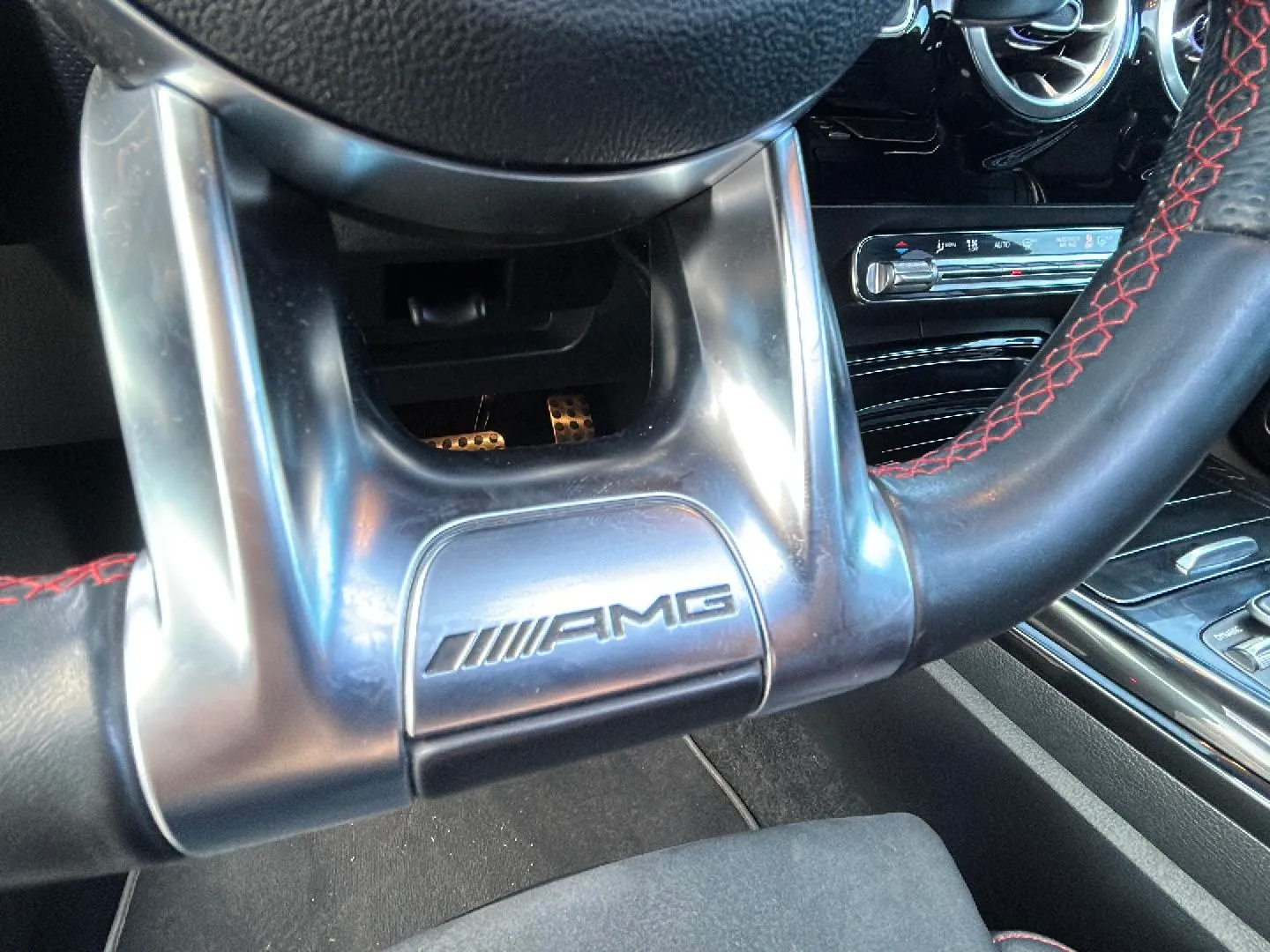 Mercedes-Benz CLA Mercedes-AMG 35 4MATIC+ Shooting Bra - foto 33