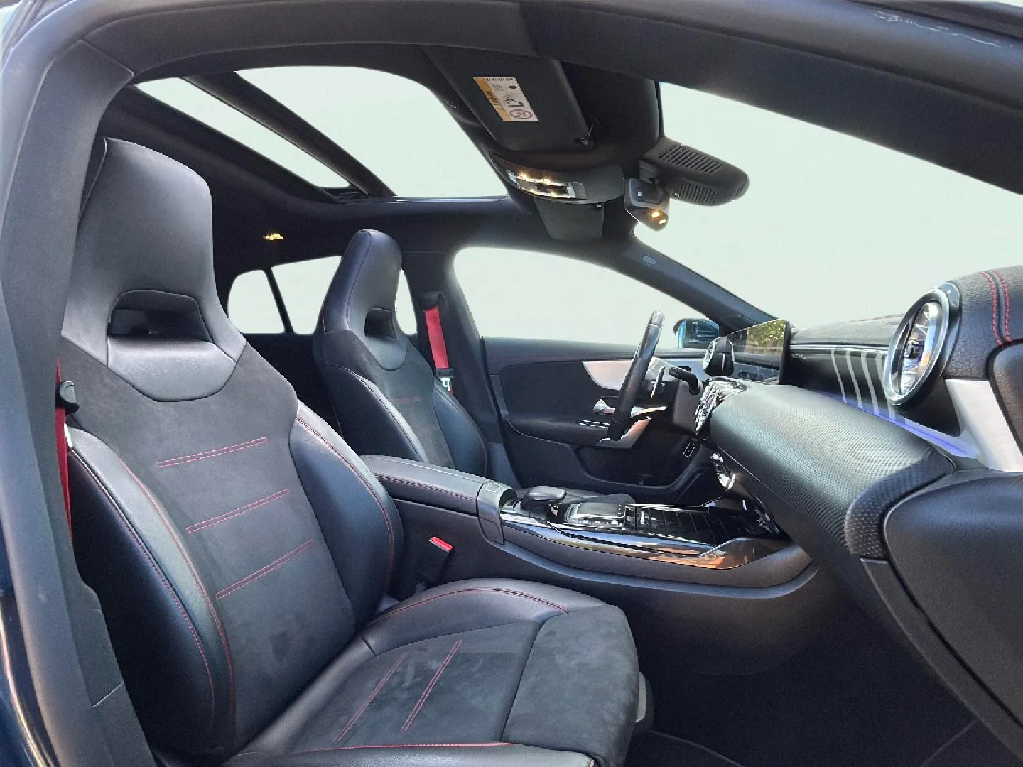 Mercedes-Benz CLA Mercedes-AMG 35 4MATIC+ Shooting Bra - foto 15