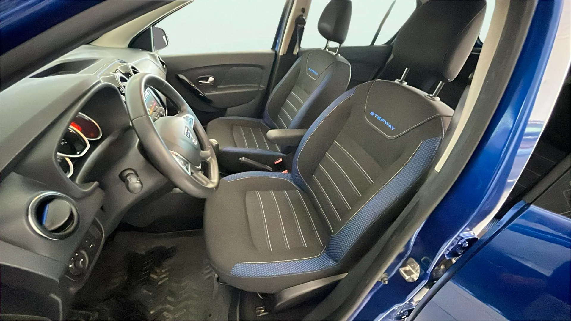 Dacia Sandero Stepway Essential ECO-G - foto 12
