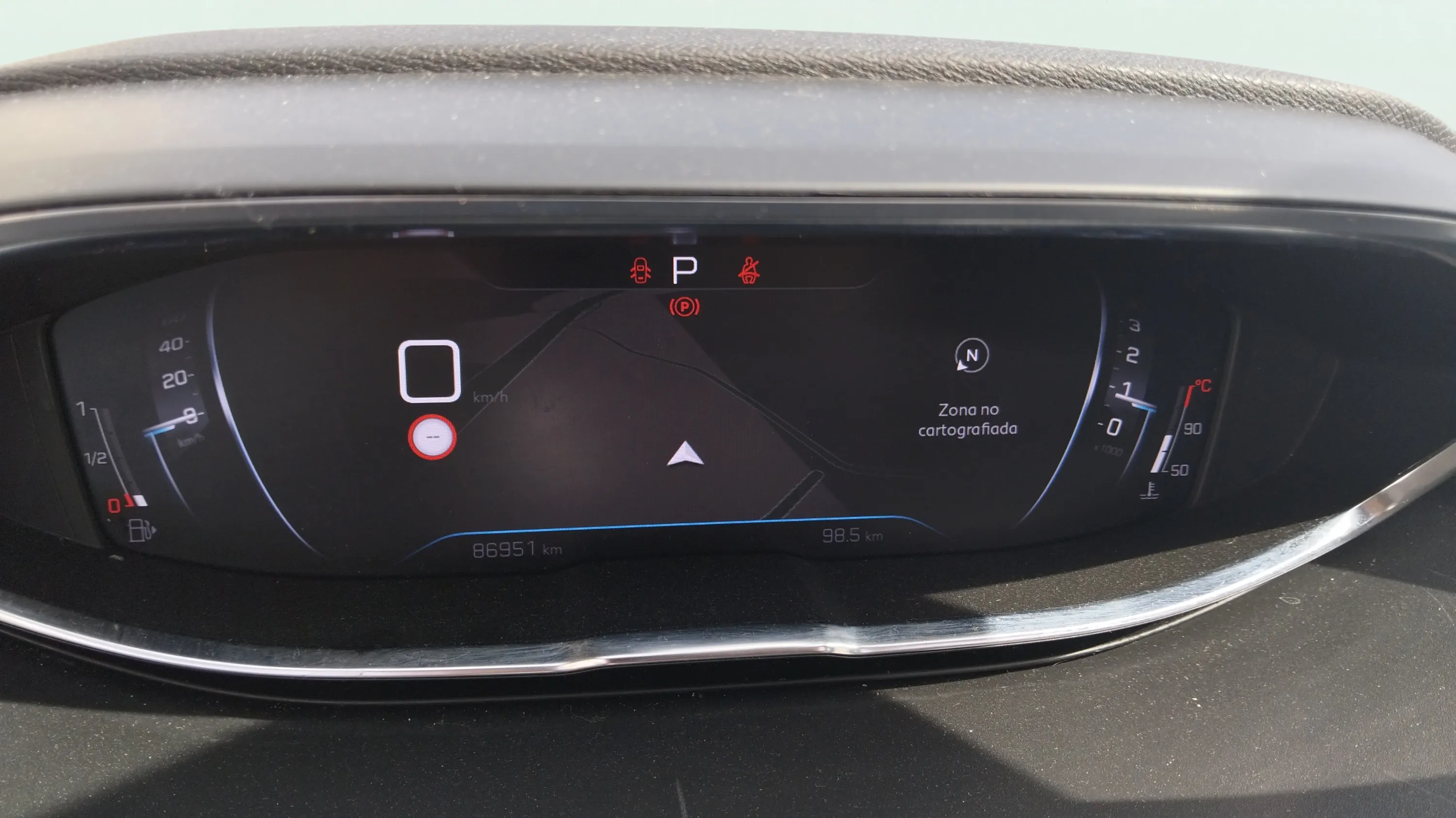 Peugeot 3008 1.5 BlueHDi GT EAT8 - foto 15