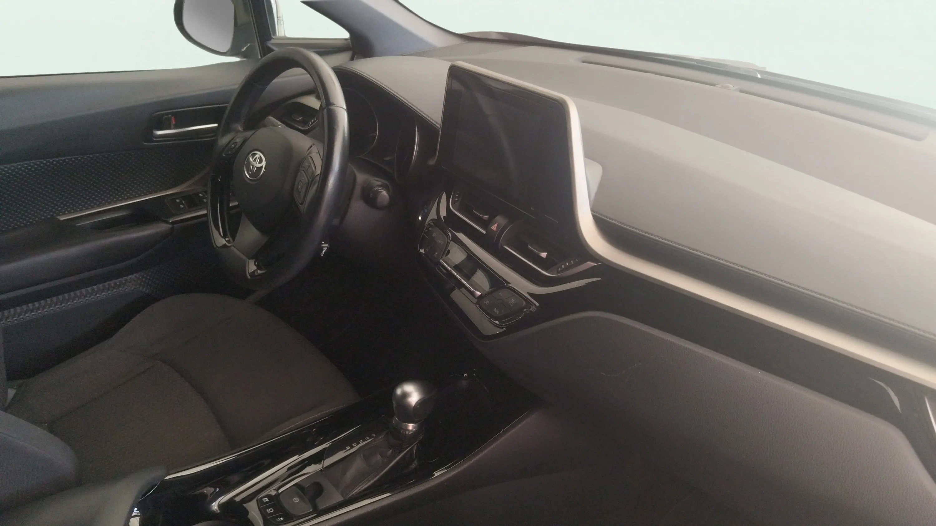 Toyota C-HR 1.8 125H Advance - foto 8