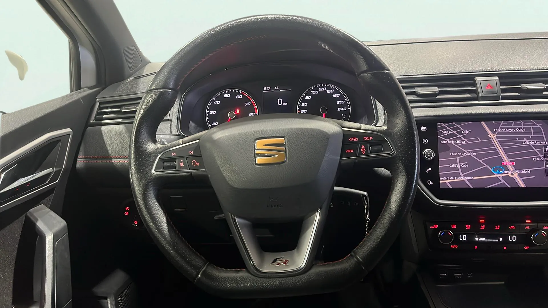SEAT Ibiza 1.0 TSI FR - foto 29