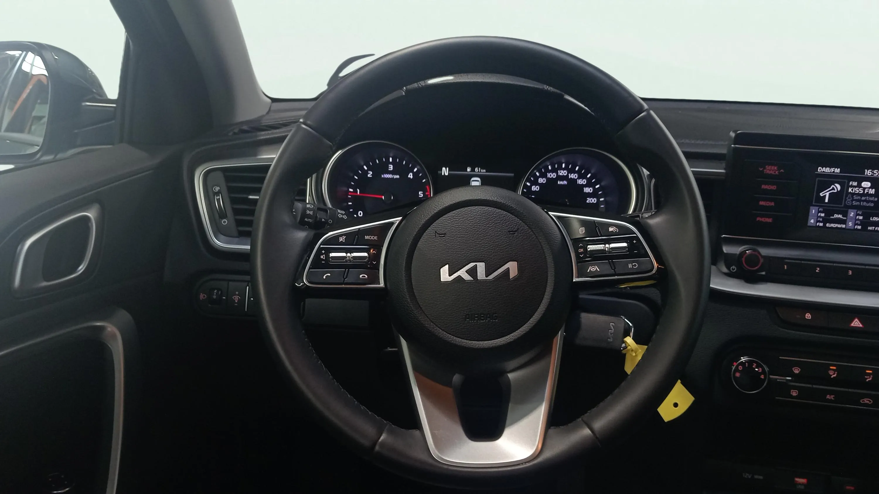 Kia Ceed 1.6 MHEV iMT Concept - foto 22
