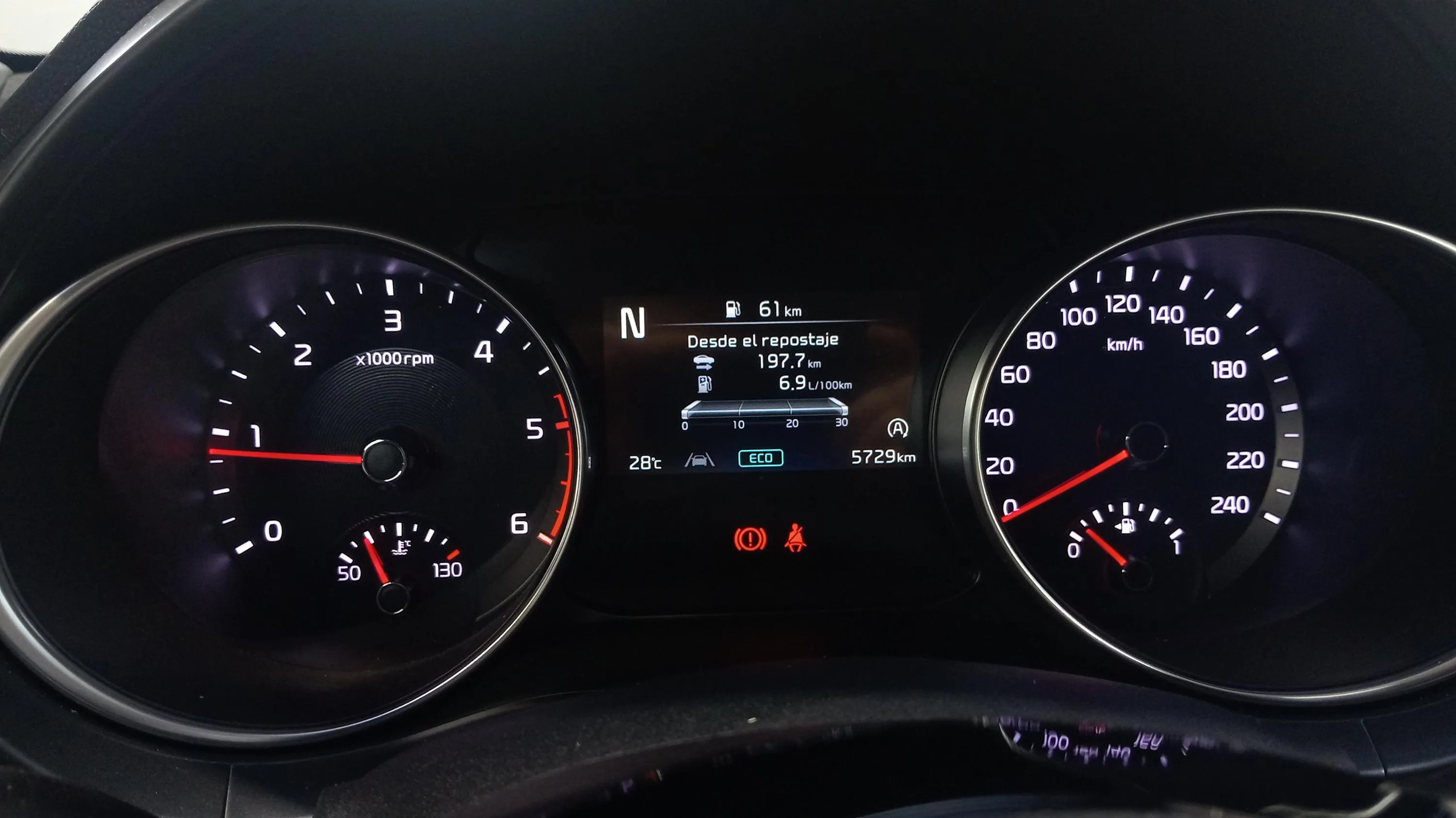 Kia Ceed 1.6 MHEV iMT Concept - foto 18