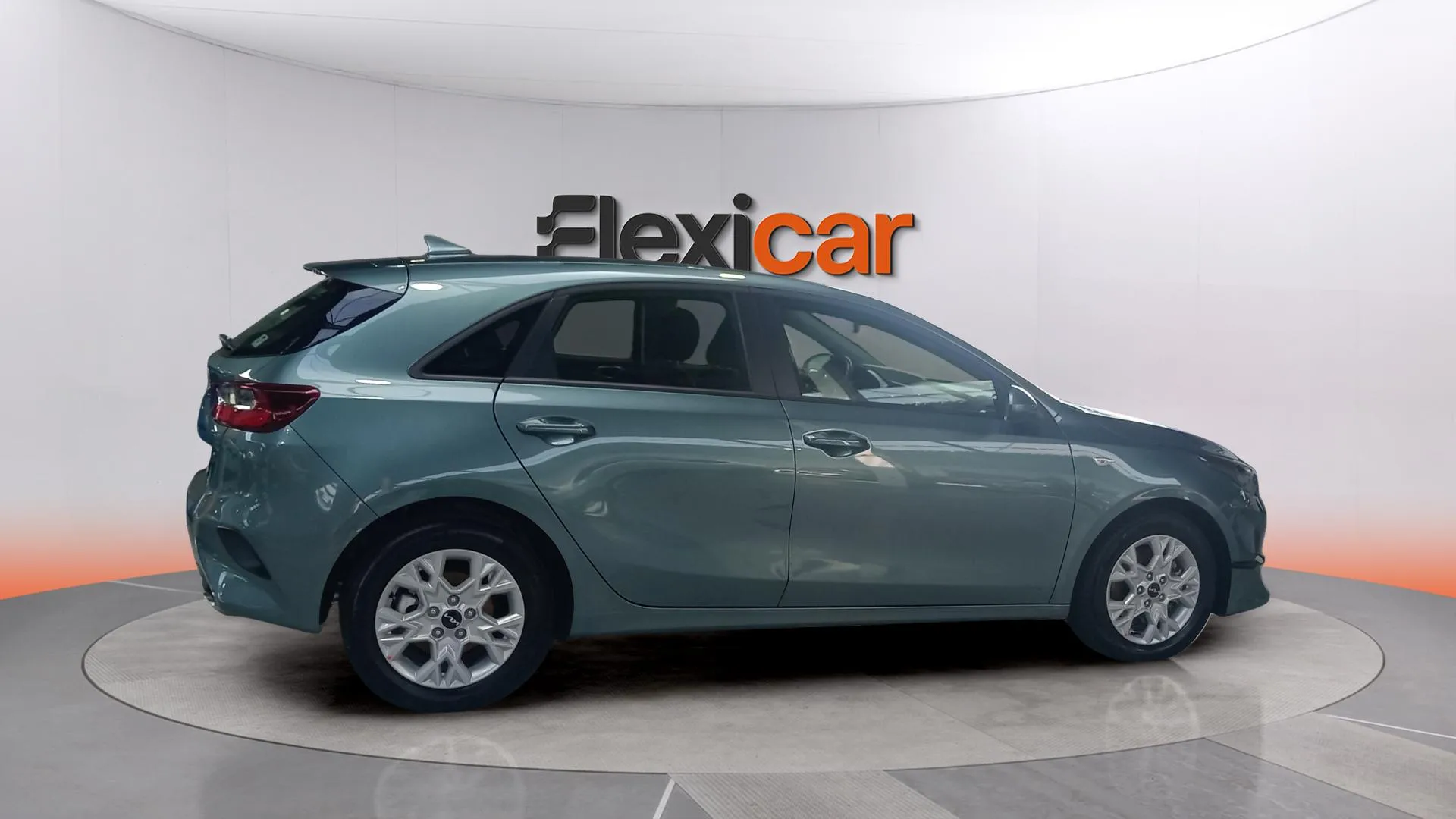 Kia Ceed 1.6 MHEV iMT Concept - foto 8