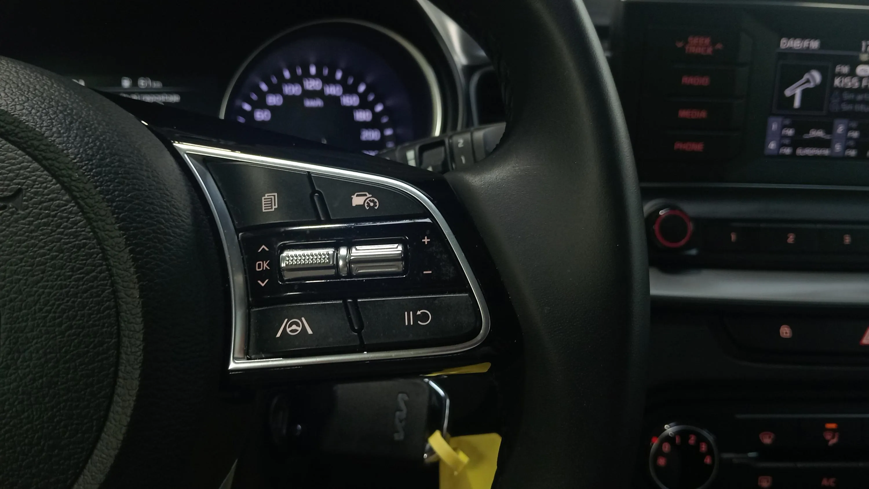 Kia Ceed 1.6 MHEV iMT Concept - foto 19