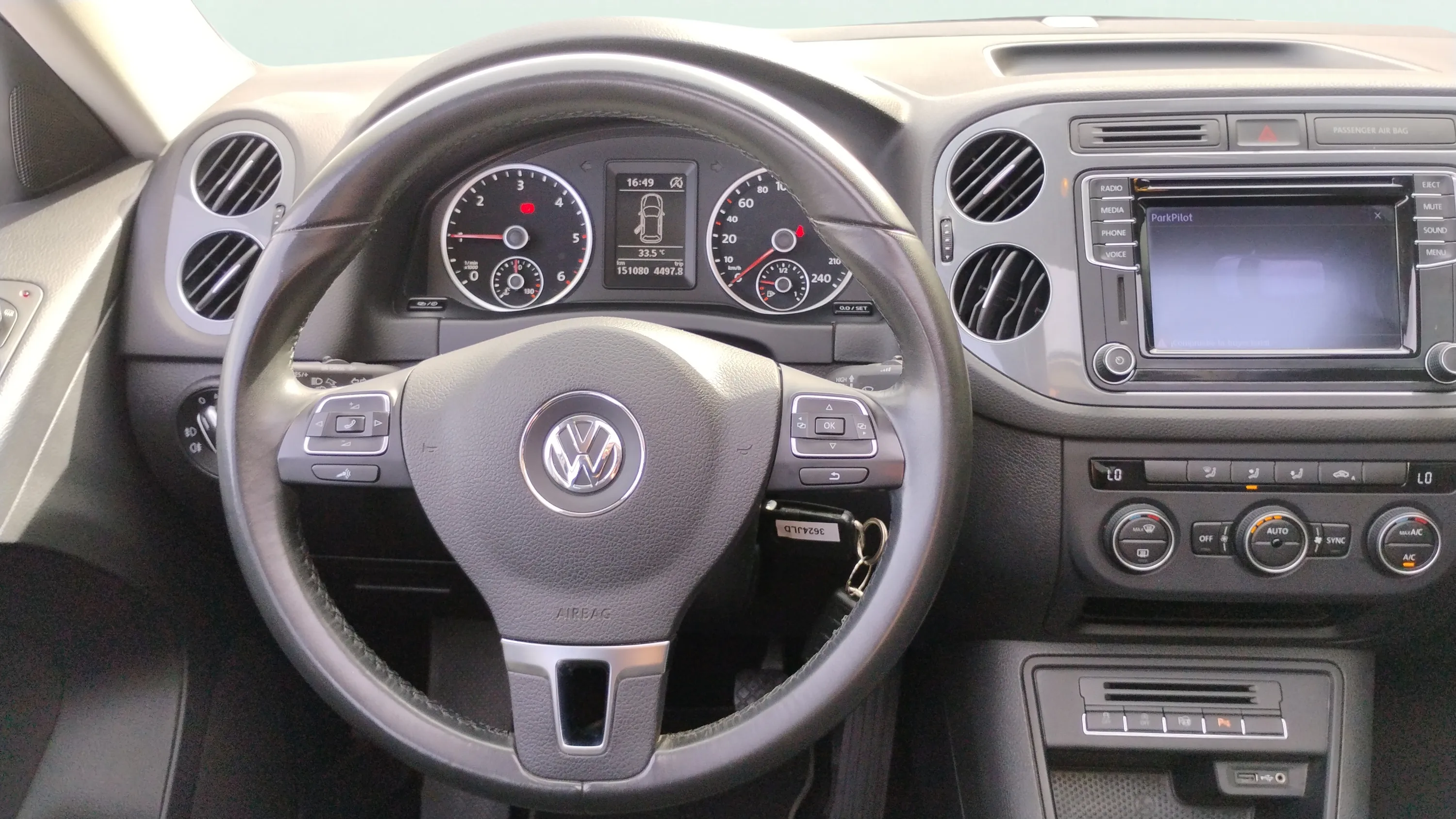 Volkswagen Tiguan T1 2.0 TDI BMT 4x2 - foto 11