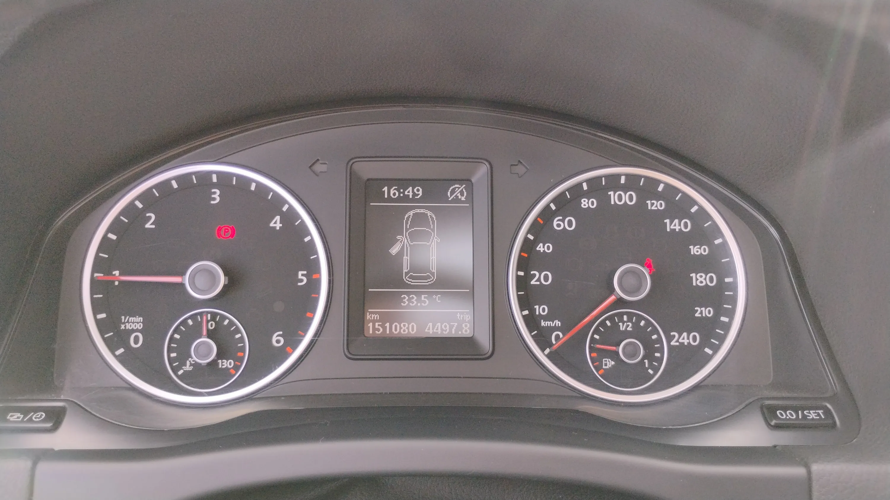 Volkswagen Tiguan T1 2.0 TDI BMT 4x2 - foto 12