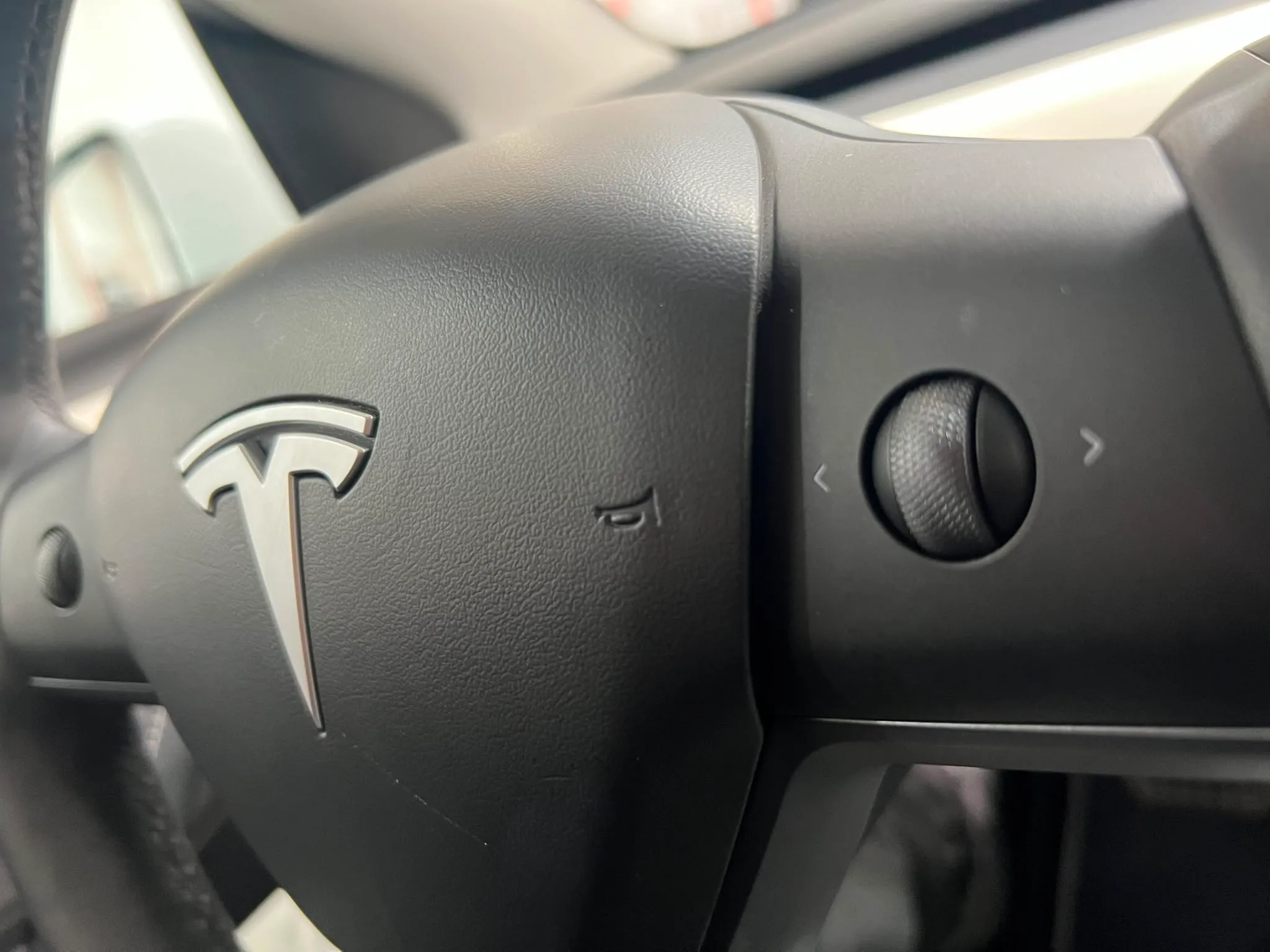 Tesla Model Y Tracción Trasera RWD - foto 16