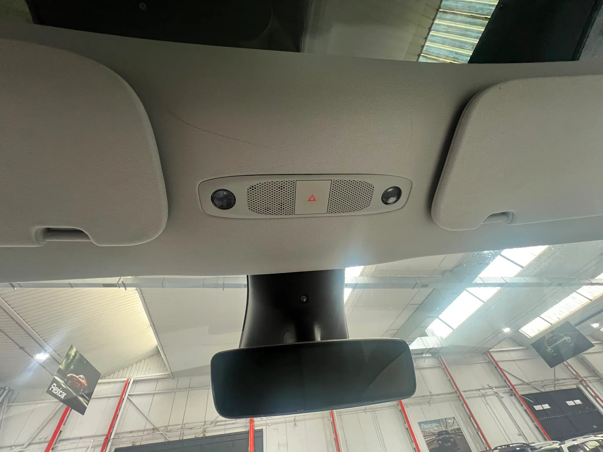 Tesla Model Y Tracción Trasera RWD - foto 20