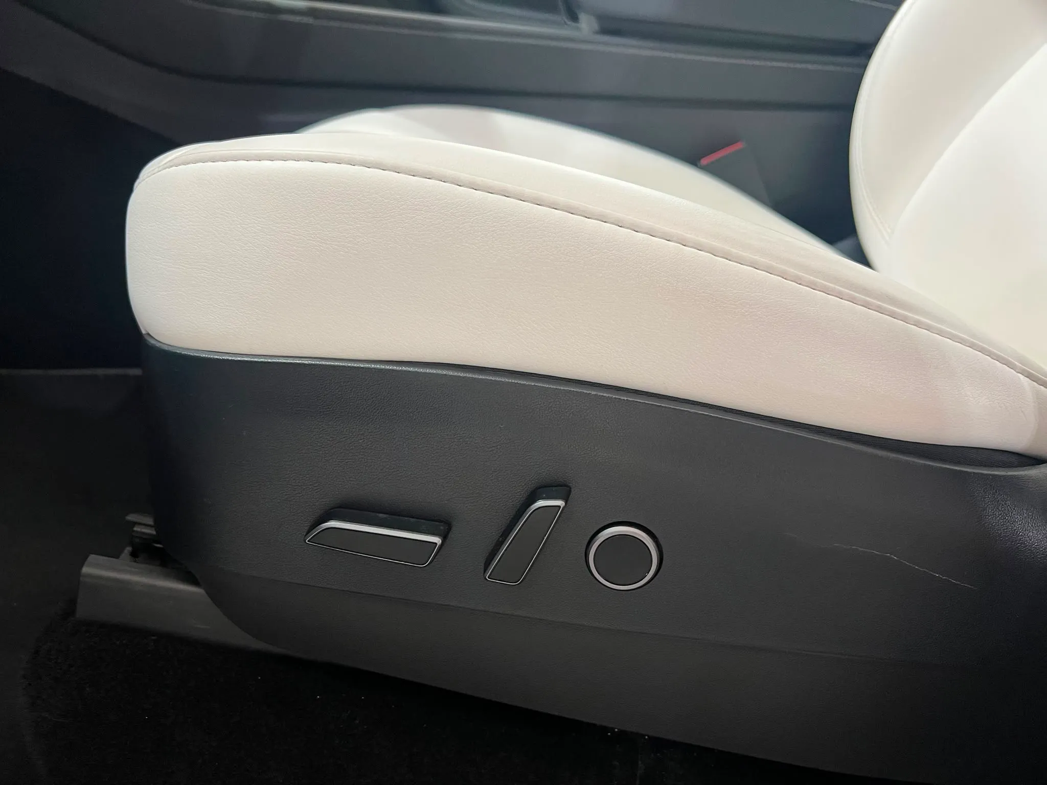 Tesla Model Y Tracción Trasera RWD - foto 12