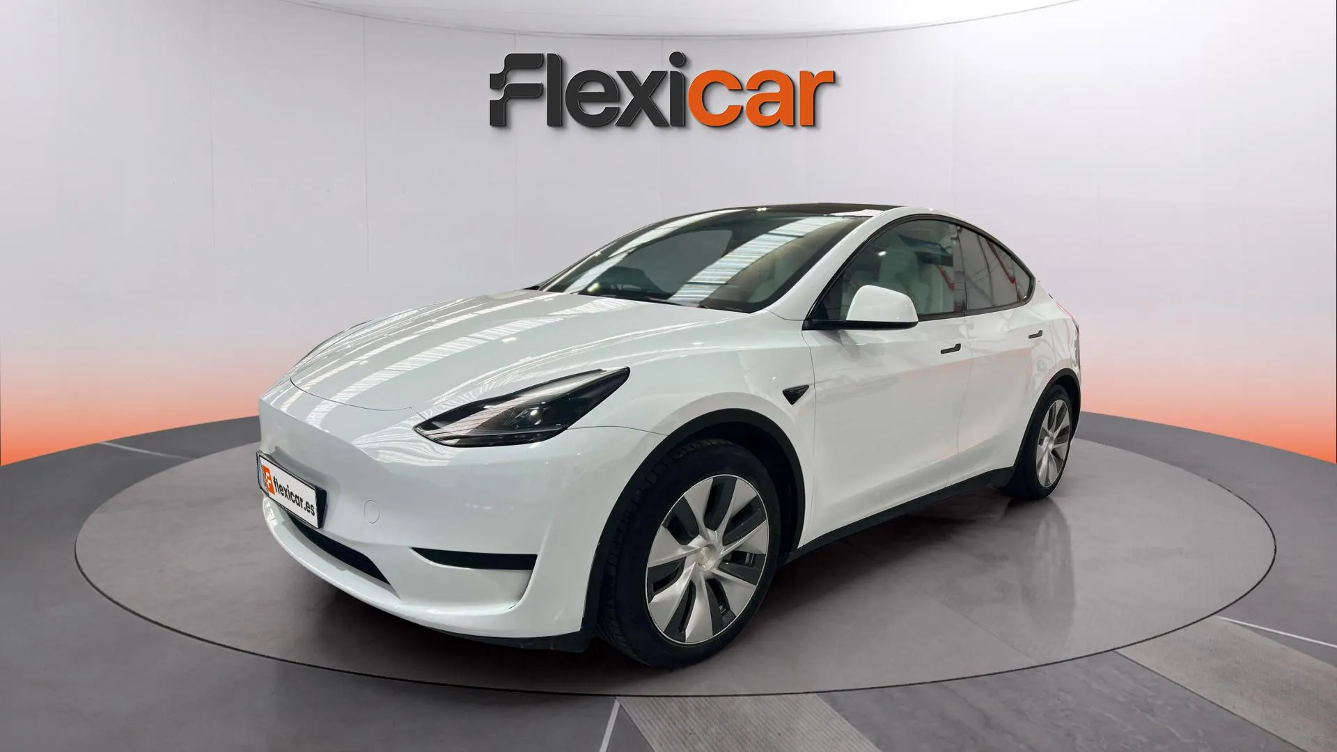 Tesla Model Y Tracción Trasera RWD - foto 3