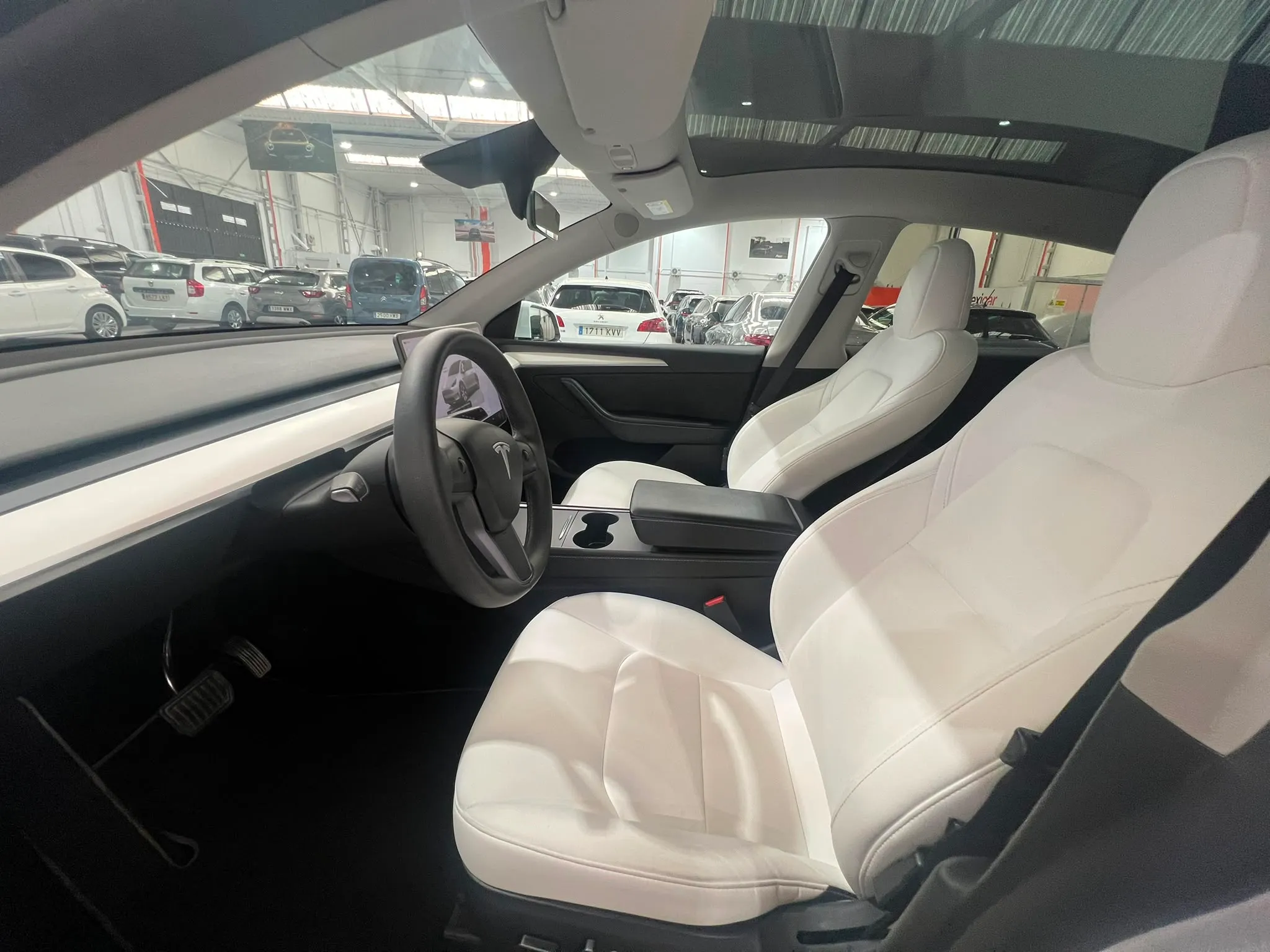 Tesla Model Y Tracción Trasera RWD - foto 11