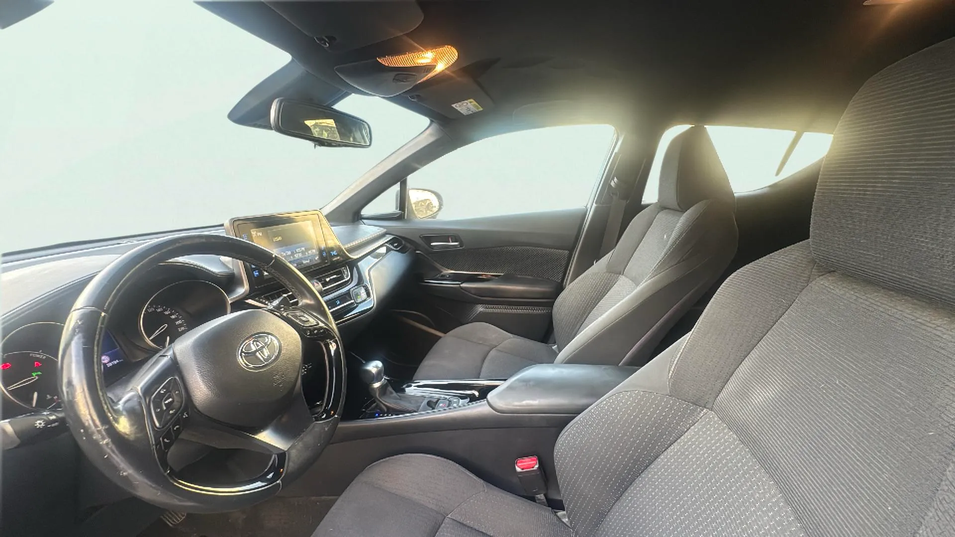 Toyota C-HR 1.8 125H Active - foto 8