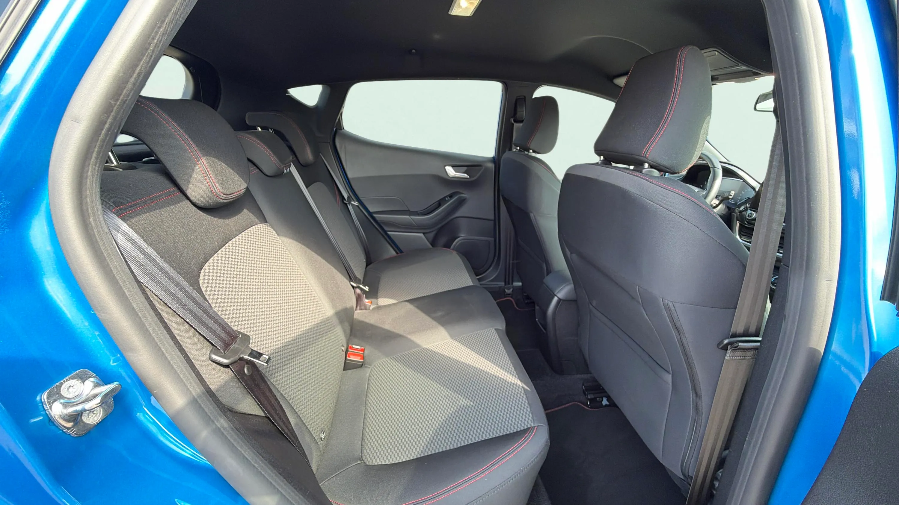 Ford Fiesta 1.1 PFI GLP ST-Line - foto 15