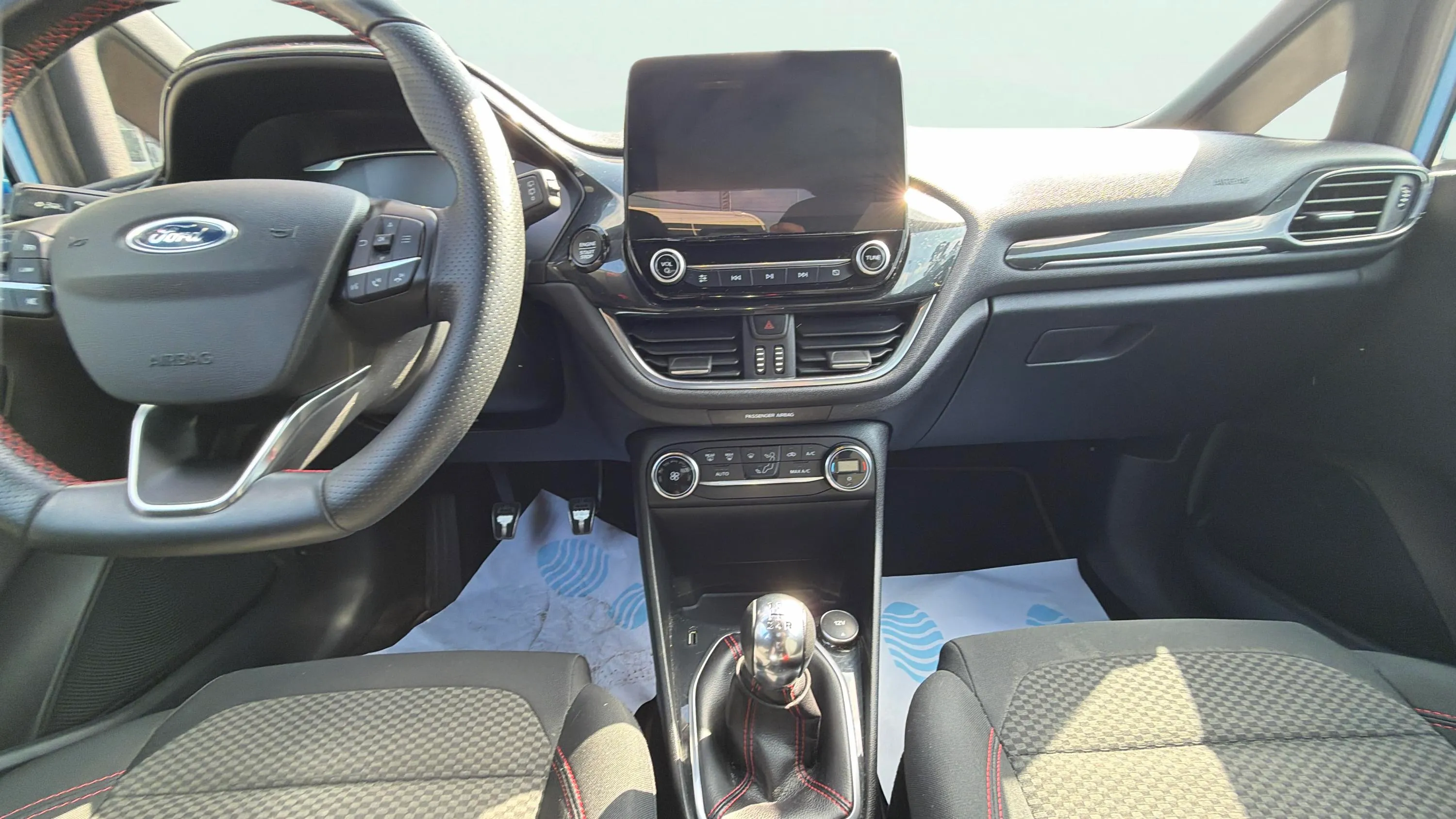 Ford Fiesta 1.1 PFI GLP ST-Line - foto 11