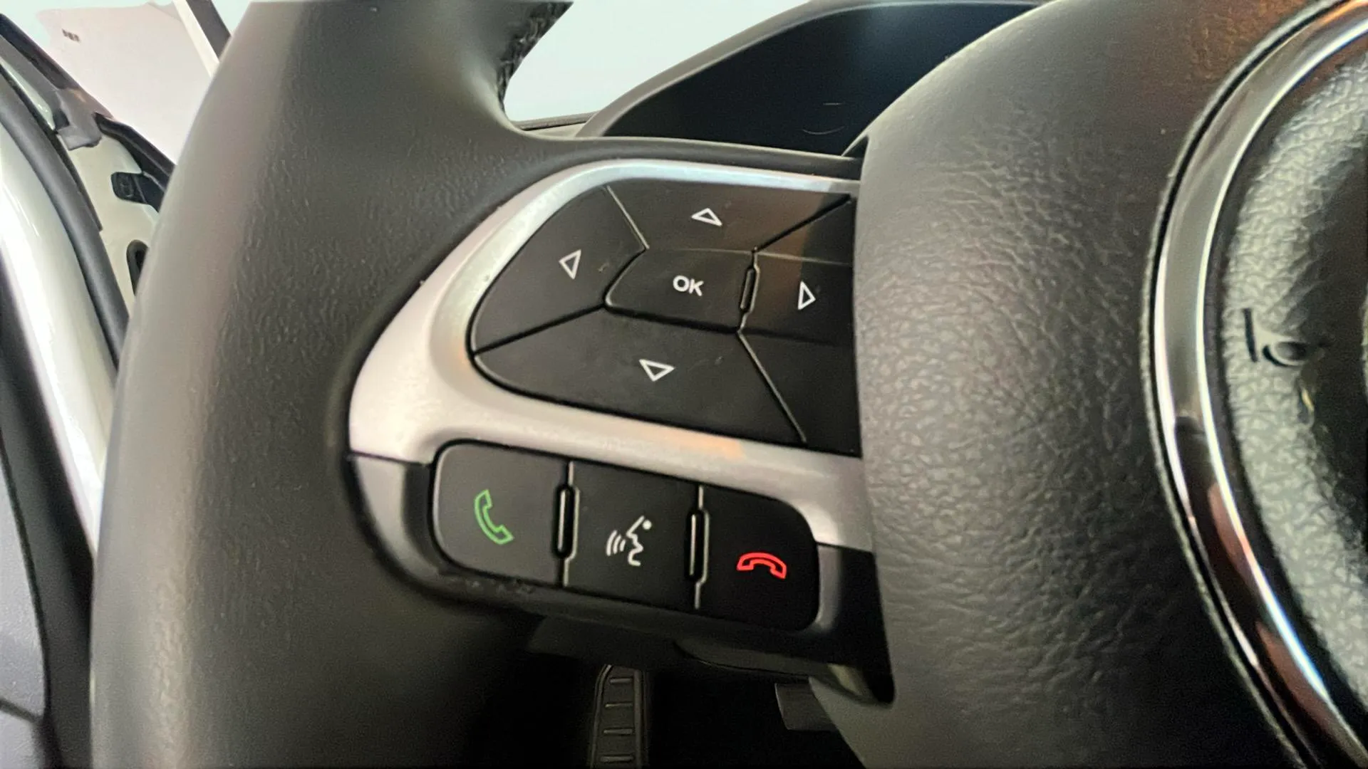 Jeep Renegade 4xe 1.3 PHEV Limited - foto 23