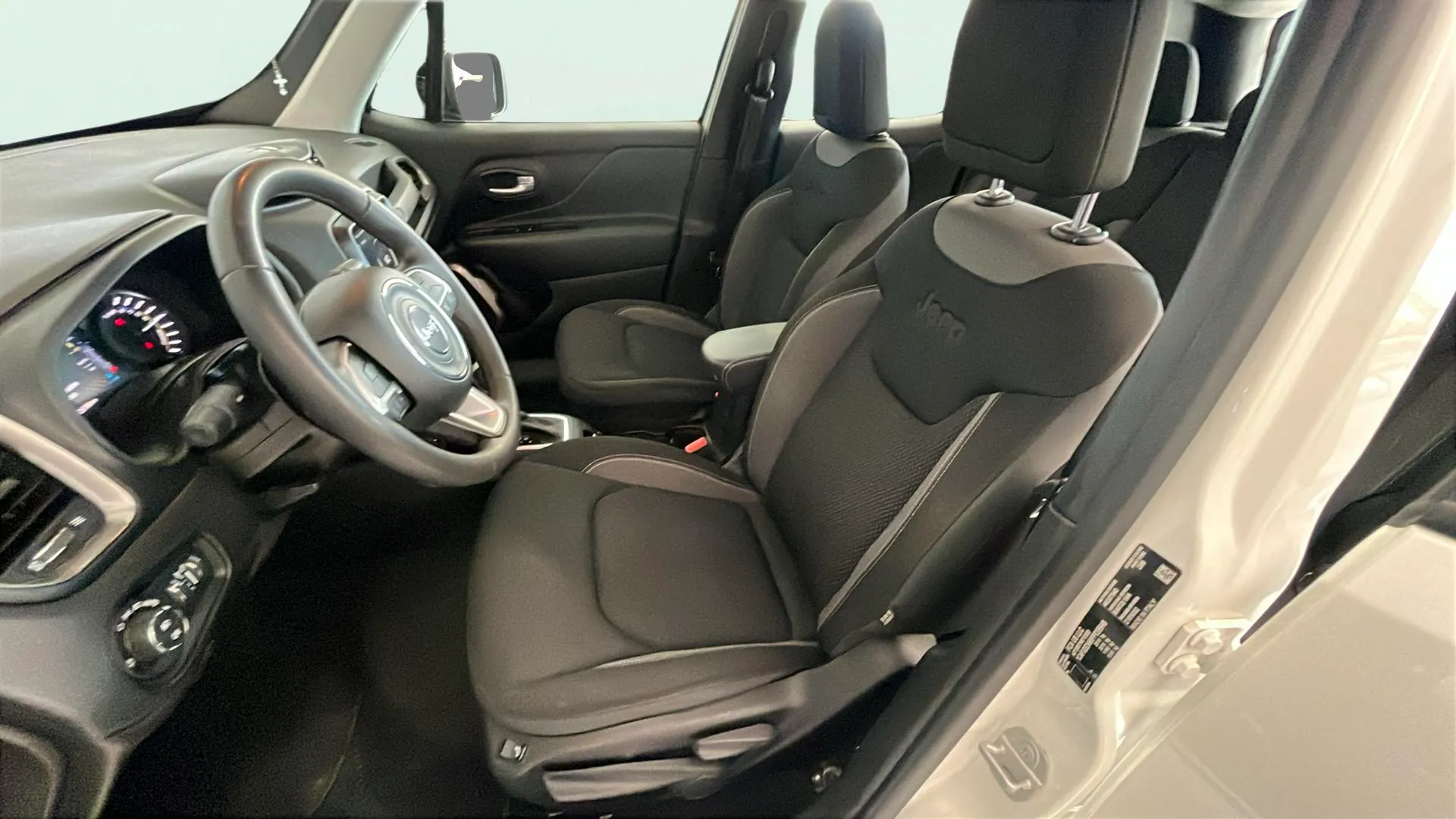 Jeep Renegade 4xe 1.3 PHEV Limited - foto 12