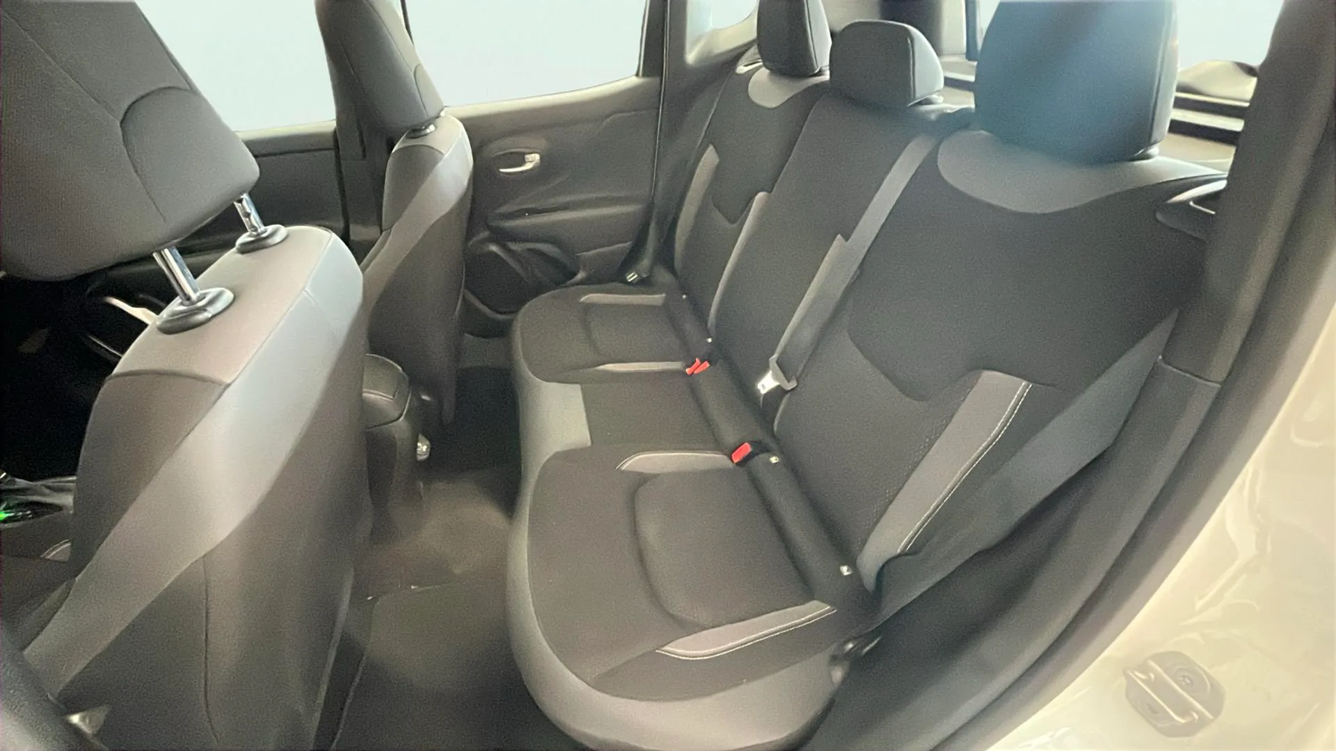 Jeep Renegade 4xe 1.3 PHEV Limited - foto 13