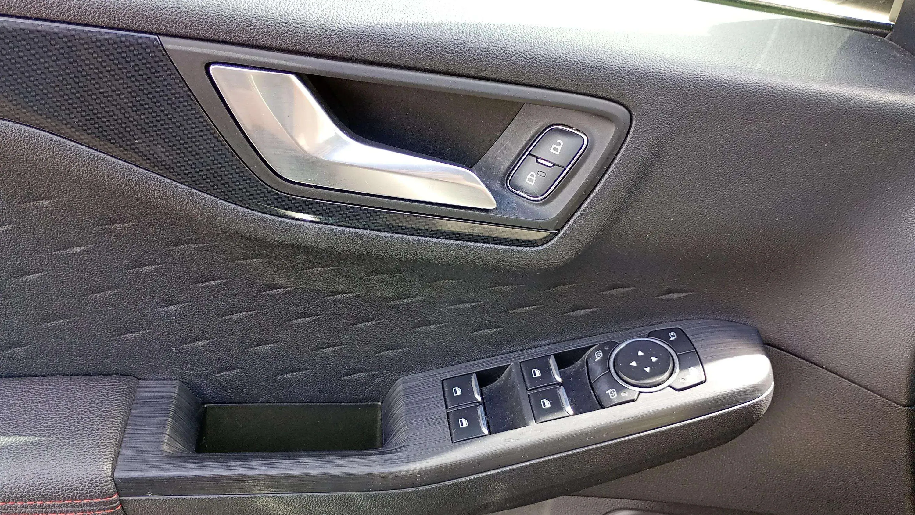 Ford Kuga ST-Line 2.5 Duratec PHEV - foto 15