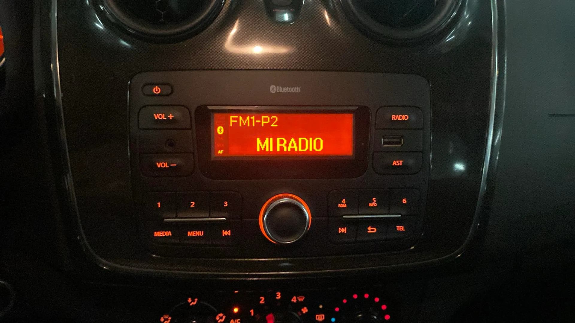 Dacia Sandero Access 1.0 SS - foto 19